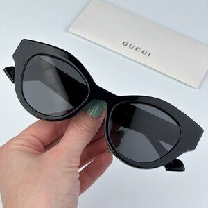 Gucci GG0957S 002 BRAND NEW Sunglasses Black Grey Unisex Oval